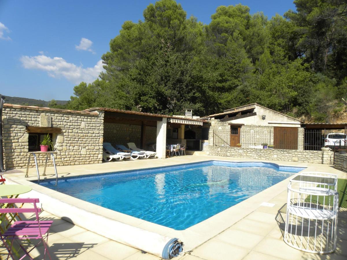 Les Vallons Holiday Home Lioux Extérieur photo